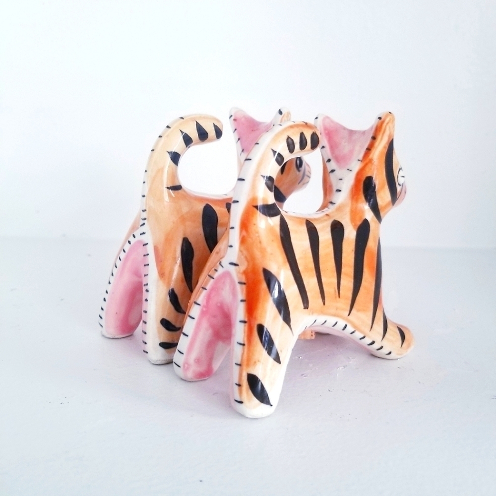 NAPCO Vintage Ceramic Patchwork Tiger Cat Salt and Pepper Shakers Vtg 50s - Picture 9 of 12